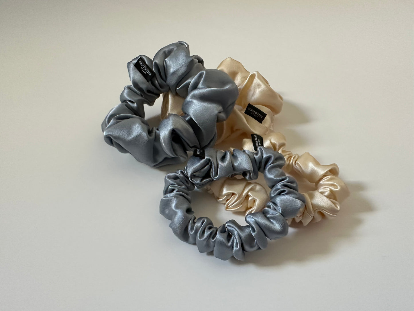 22 momme pure mulberry silk scrunchie